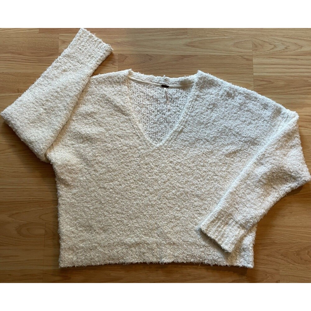 Free People Sweater Womens Medium Ivory Boucle Popcorn Fuzzy V-Neck Oversized